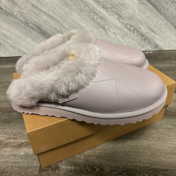 UGG | Cluggette Pearlized Slipper Leather Sheepskin Indoor Outdoor Gift New - Picture 5 of 13